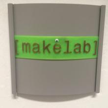 Logo mit Aufschrift MakeLab als 3D Druck